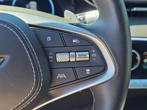 Certified 2025 Genesis GV70 3.5T Sport w/ Sport Prestige Package AWD/4WD image 35