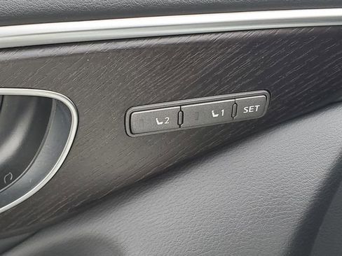 Used 2023 INFINITI Q50 Sensory image 18
