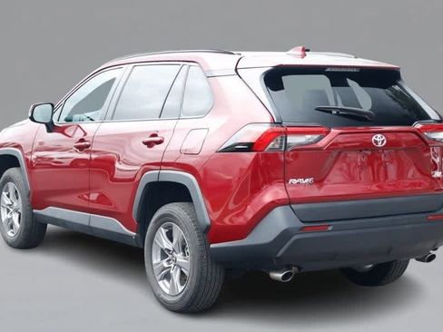 Used 2023 Toyota RAV4 XLE image 7