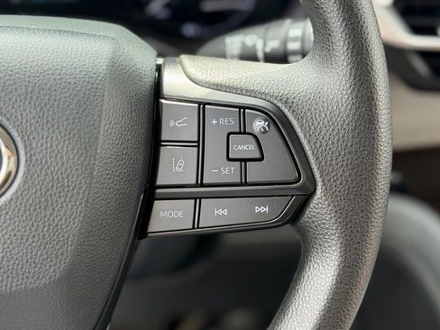 Certified 2024 Toyota Sienna LE w/ LE Plus Package AWD/4WD image 15
