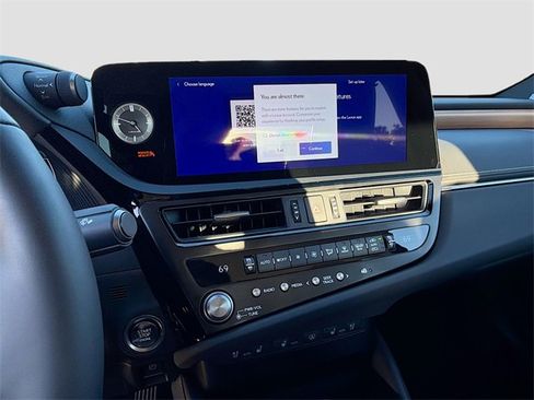 New 2025 Lexus ES 350 Ultra Luxury image 27