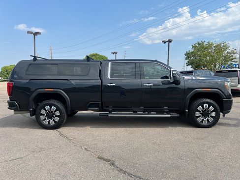 Used 2020 GMC Sierra 2500 Denali w/ Denali Ultimate Package AWD/4WD image 5