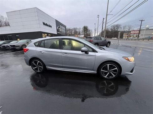 Used 2021 Subaru Impreza 2.0i Sport image 9