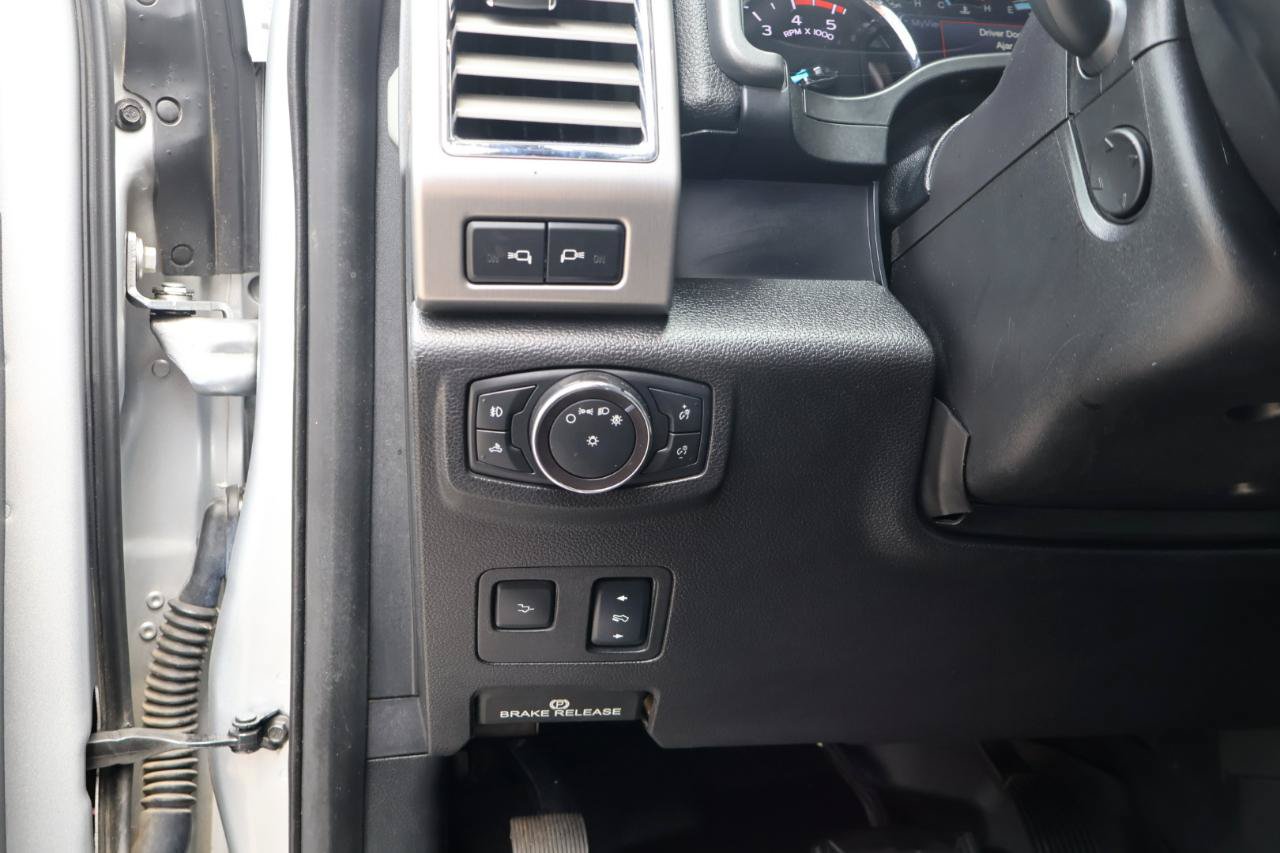 Used 2018 Ford F250 Platinum w/ Platinum Ultimate Package AWD/4WD image 13