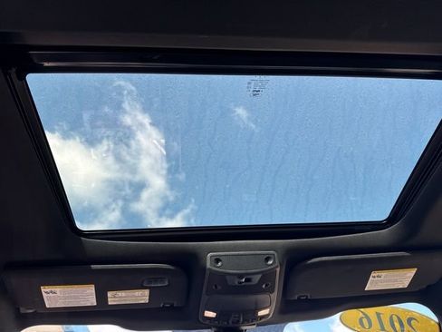 Used 2016 Ford F150 Platinum w/ Equipment Group 701A Luxury image 14