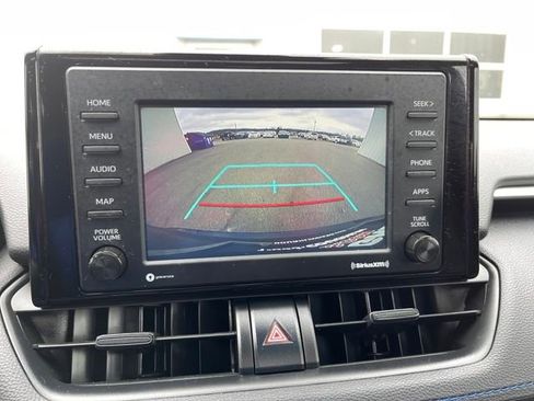 Used 2022 Toyota RAV4 SE image 20
