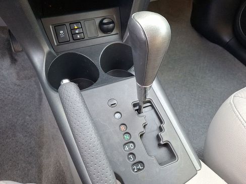 Used 2011 Toyota RAV4 Limited image 15