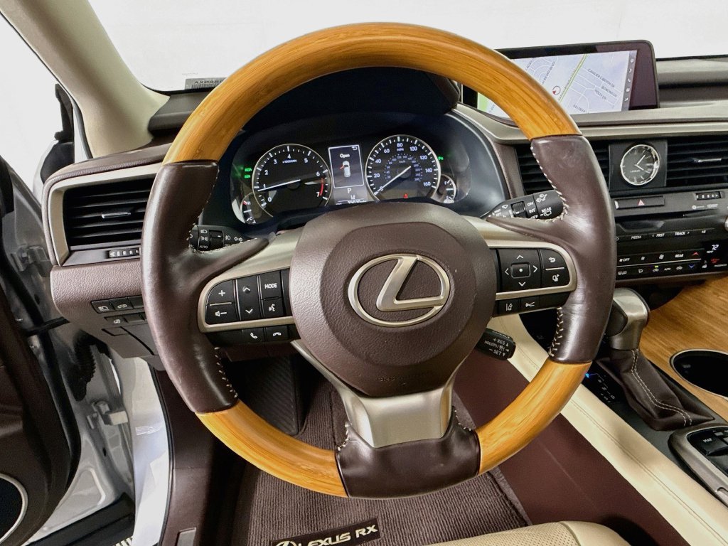 Used 2018 Lexus RX 350L FWD image 11