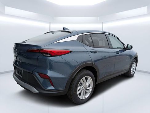 New 2026 Buick Envista Sport Touring w/ Convenience I Package FWD image 3