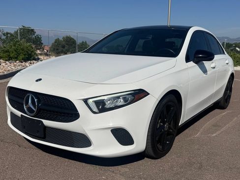 Used 2019 Mercedes-Benz A 220 4MATIC image 3