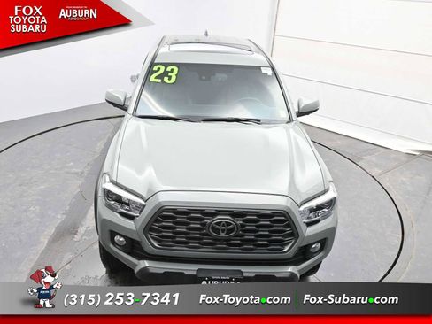 Used 2023 Toyota Tacoma TRD Off-Road image 29