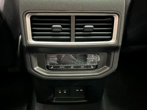 New 2026 Volkswagen Atlas SEL Premium R-Line AWD/4WD image 11