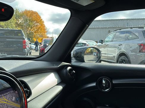 Used 2022 MINI Cooper SE image 21