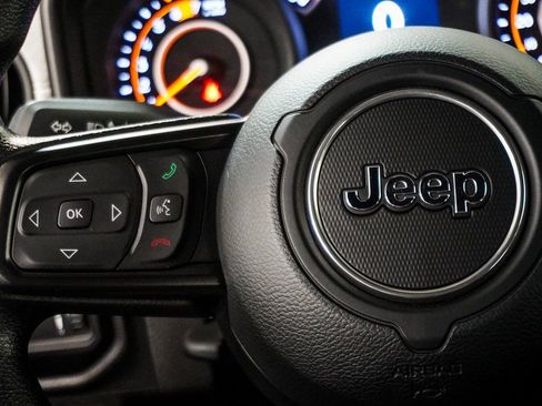 Used 2024 Jeep Wrangler Unlimited Sport AWD/4WD image 28