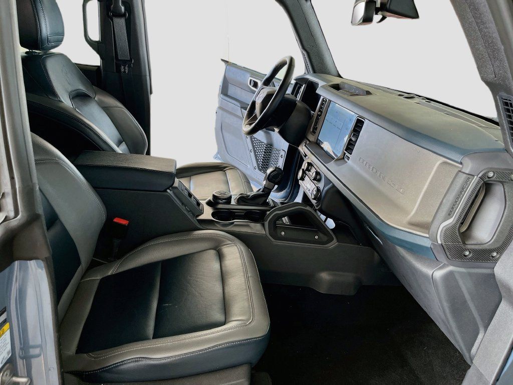Used 2024 Ford Bronco Outer Banks AWD/4WD image 27