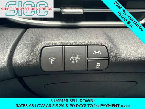 Used 2023 Hyundai Elantra Blue FWD image 22
