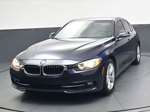 Used 2017 BMW 330i Sedan image 8