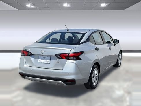 Used 2024 Nissan Versa S FWD image 8