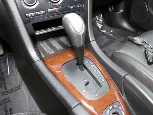 Used 2008 Saab 9-3 2.0T w/ Moonroof Package image 18