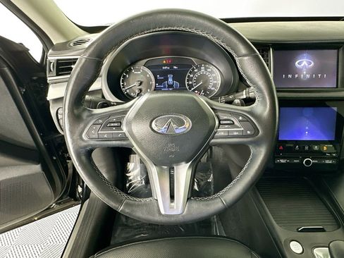 Used 2019 INFINITI QX50 Essential w/ Premium Heat Package AWD/4WD image 11