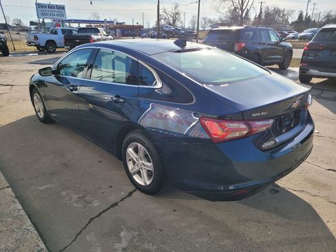 Used 2022 Chevrolet Malibu LT FWD image 10