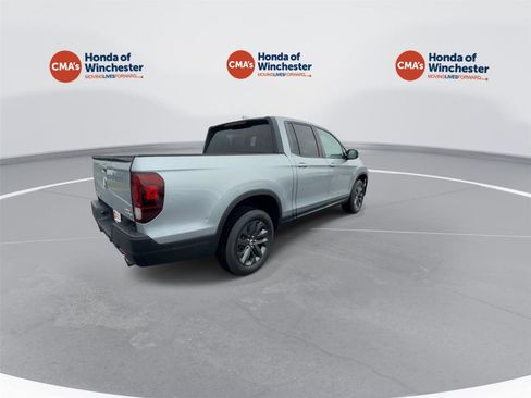 Certified 2023 Honda Ridgeline Sport image 8