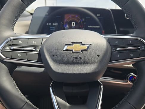 New 2026 Chevrolet Equinox LT AWD/4WD image 24