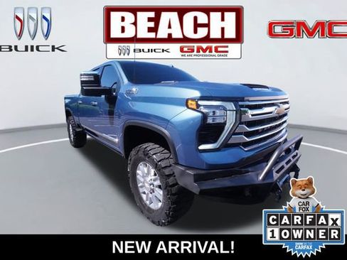 Used 2025 Chevrolet Silverado 2500 High Country AWD/4WD image 1