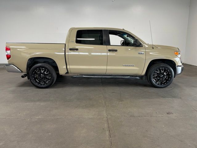 Used 2017 Toyota Tundra SR5 RWD image 2