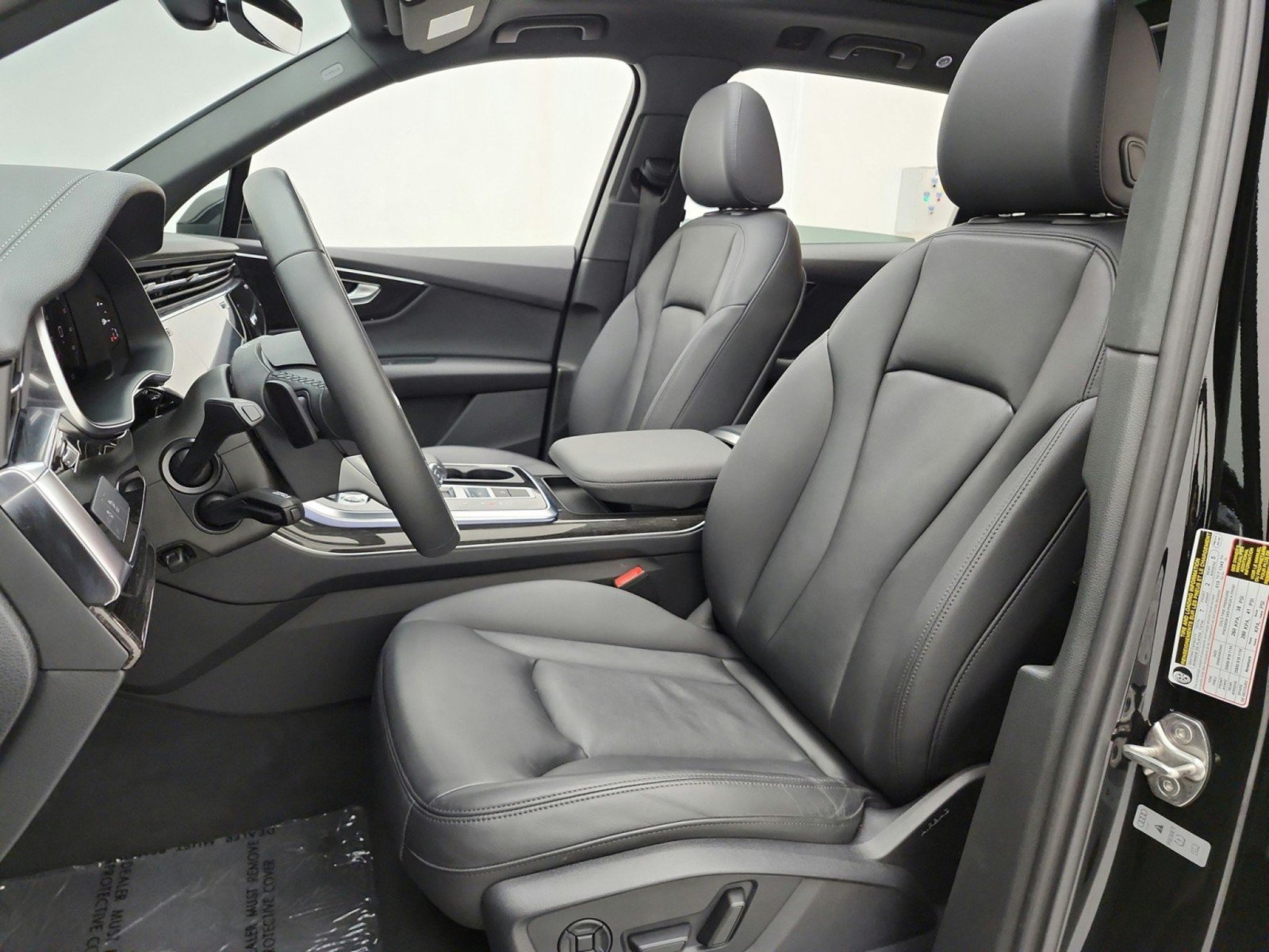 Used 2023 Audi Q7 2.0T Premium w/ Convenience Package AWD/4WD image 13