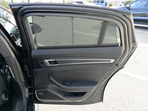 Used 2019 Porsche Panamera GTS image 47