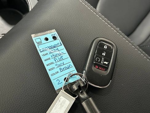 Used 2024 Honda Pilot EX-L image 52
