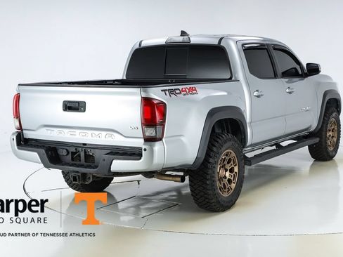 Used 2019 Toyota Tacoma TRD Off-Road w/ Technology Package AWD/4WD image 45
