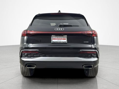 Used 2025 Audi Q5 Premium Plus w/ Premium Plus AWD/4WD image 4