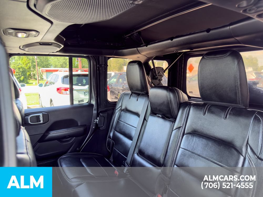 Used 2018 Jeep Wrangler Unlimited Sahara AWD/4WD image 11