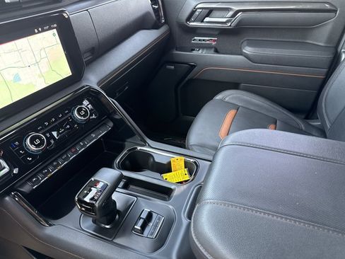 Used 2025 GMC Sierra 1500 AT4 AWD/4WD image 25