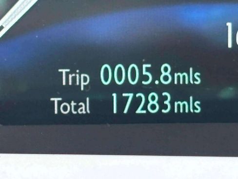 Used 2019 Rolls-Royce Phantom Sedan image 43