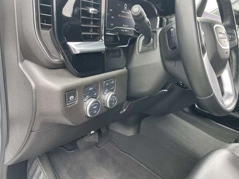 Used 2025 GMC Sierra 1500 SLT AWD/4WD image 22