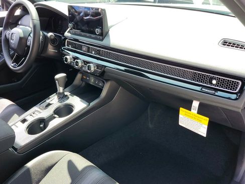 New 2026 Honda Civic Sport image 18