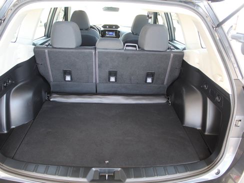 Used 2021 Subaru Forester image 20