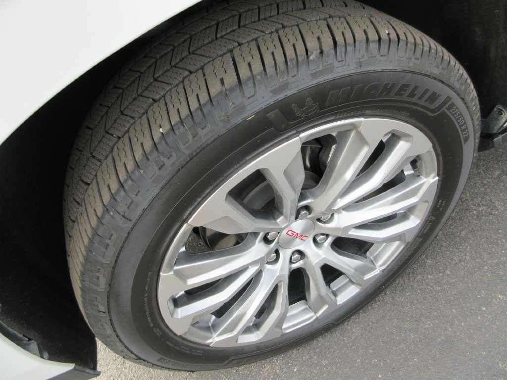 Certified 2023 GMC Yukon Denali AWD/4WD image 13