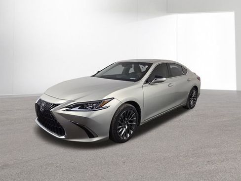 Used 2024 Lexus ES 300h 300h Luxury image 2