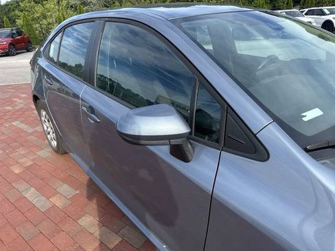 Used 2022 Toyota Corolla LE FWD image 18