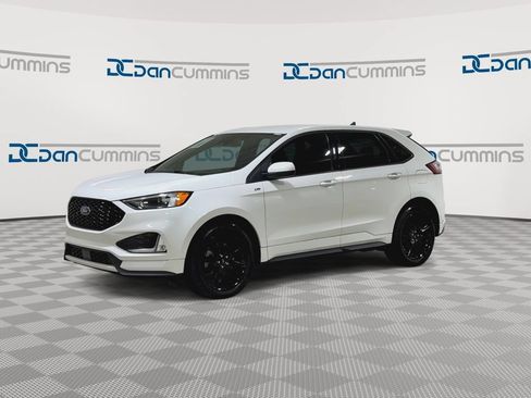 Used 2024 Ford Edge ST-Line w/ Class II Trailer Tow Package AWD/4WD image 4