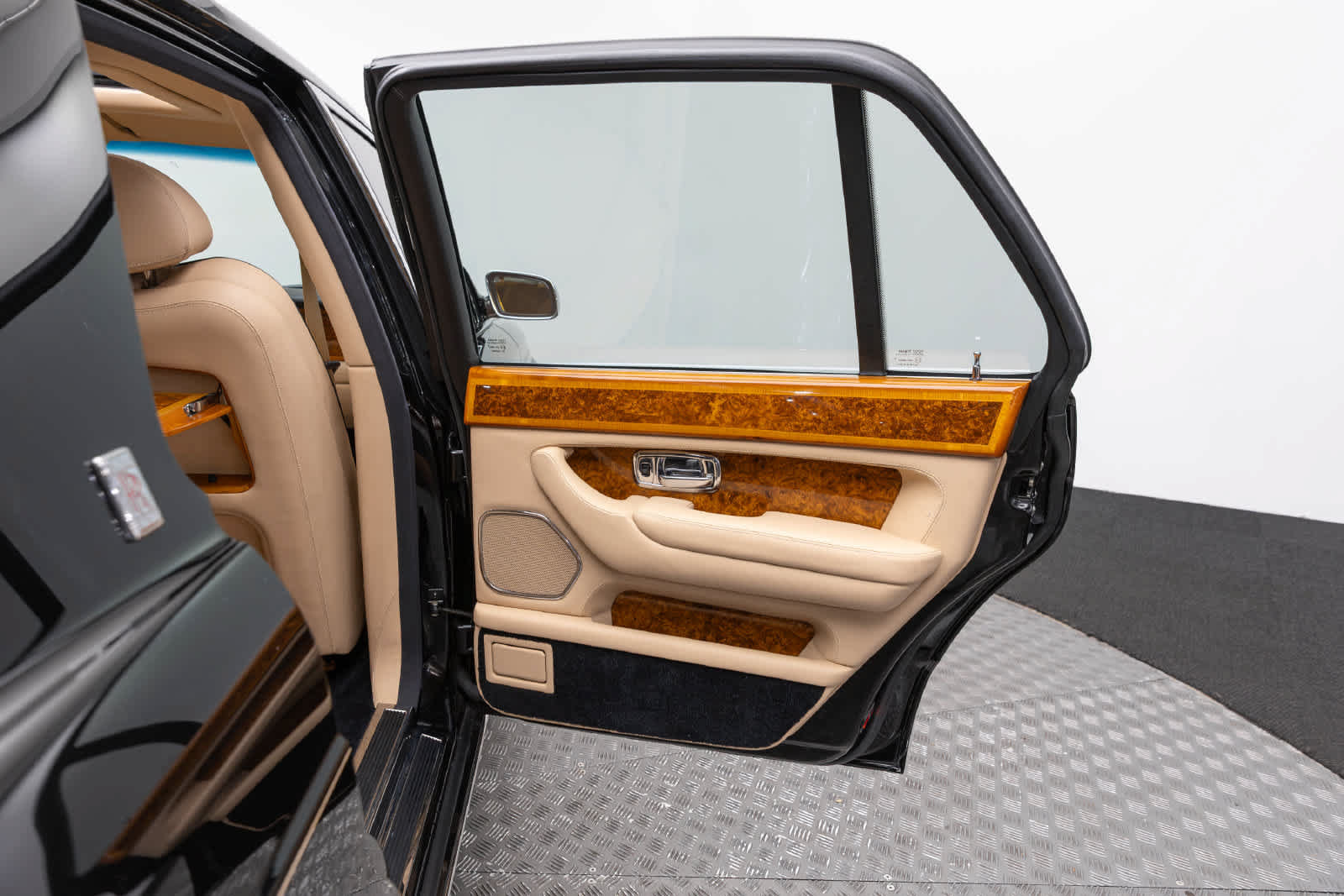 Used 2002 Rolls-Royce Silver Seraph RWD image 52