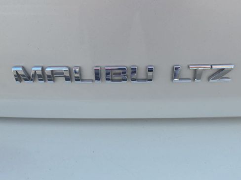 Used 2011 Chevrolet Malibu LTZ FWD image 54