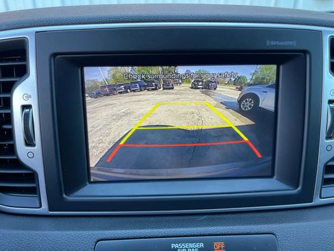 Used 2017 Kia Sportage EX AWD/4WD image 9