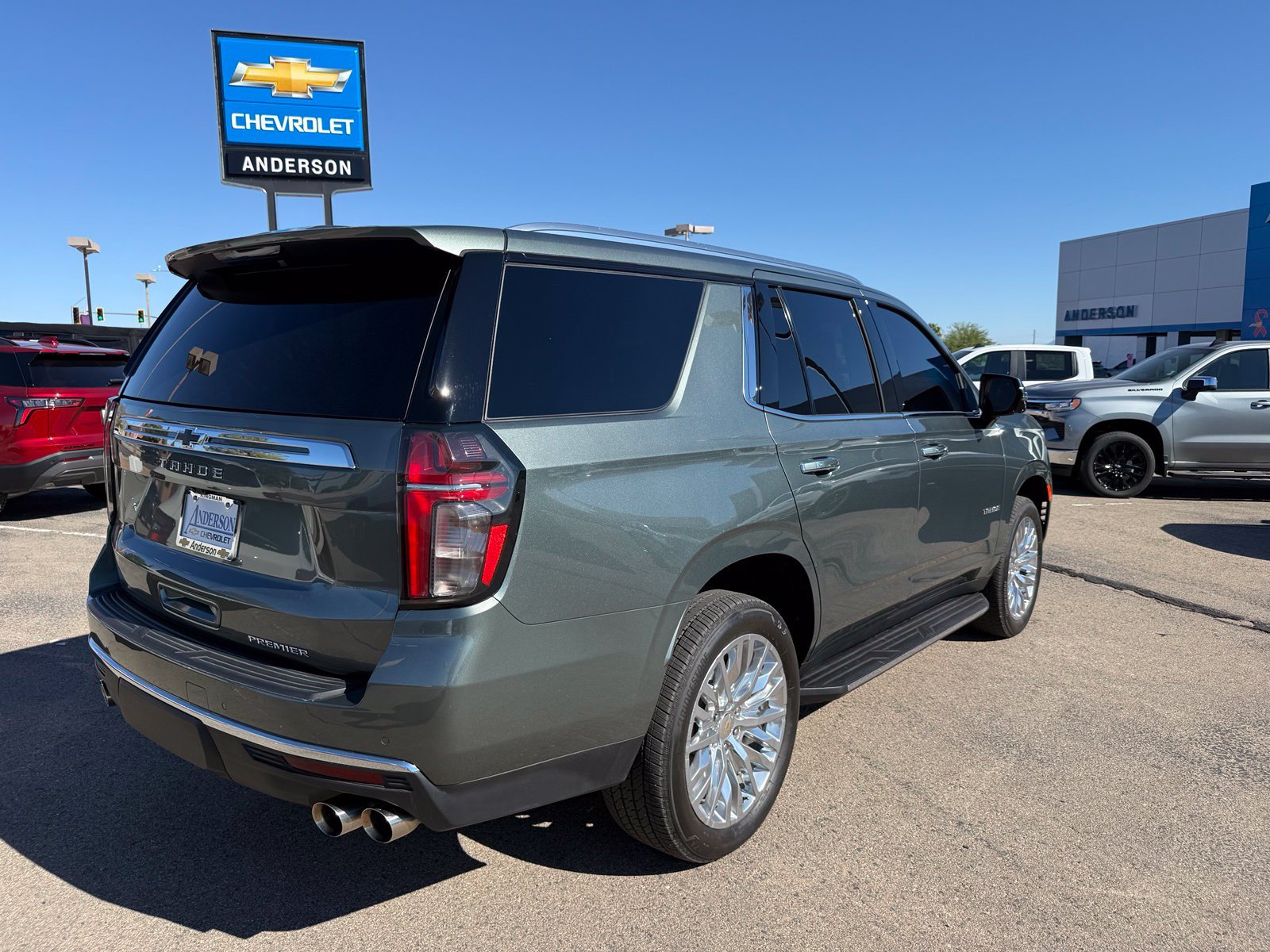 Certified 2024 Chevrolet Tahoe Premier AWD/4WD image 6