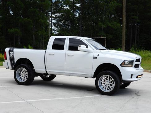 Used 2016 RAM 1500 Express AWD/4WD image 34