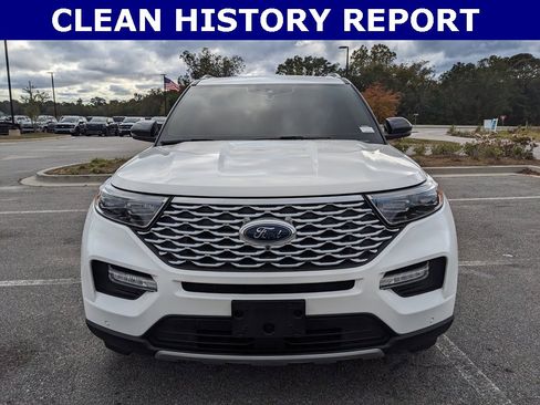 Used 2020 Ford Explorer Platinum w/ Premium Technology Package image 13